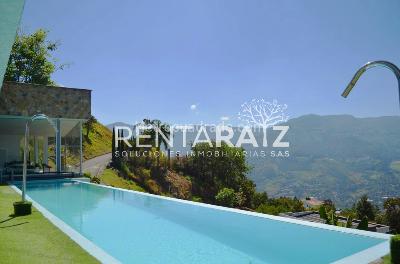 Casa de 3 alcobas en venta en Niquia, Bello, 225 m² · foto 2 de 20