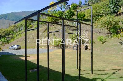 Casa de 3 alcobas en venta en Niquia, Bello, 225 m² · foto 12 de 20