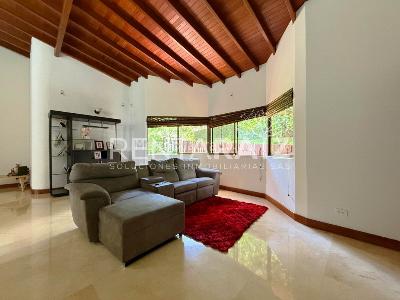 Casa de 4 alcobas en venta en Loma Del Escobero, Envigado, 500 m² · foto 12 de 20