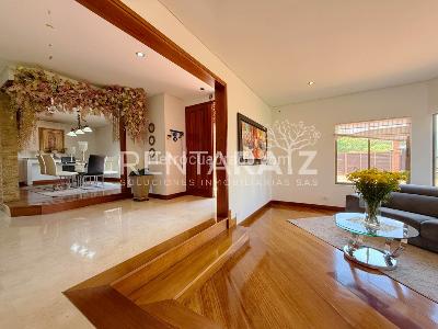 Casa de 4 alcobas en venta en Loma Del Escobero, Envigado, 500 m² · foto 17 de 20