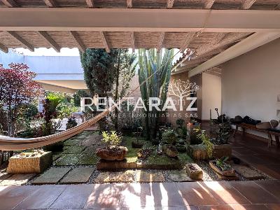 Casa de 5 alcobas en venta en Loma De Las Brujas, Envigado, 349 m² · foto 10 de 20