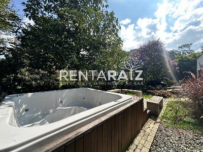 Casa de 5 alcobas en venta en Loma De Las Brujas, Envigado, 349 m² · foto 16 de 20