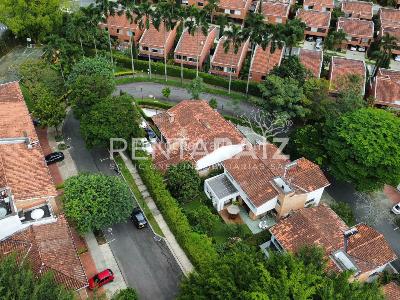 Casa de 4 alcobas en venta en Loma Benedictinos Envigado, Envigado, 340 m² · foto 5 de 20