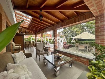 Casa de 4 alcobas en venta en Loma Benedictinos Envigado, Envigado, 340 m² · foto 9 de 20