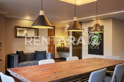 Apartamento de 2 alcobas en venta en El Poblado, Medellín, 285 m² · foto 2 de 20