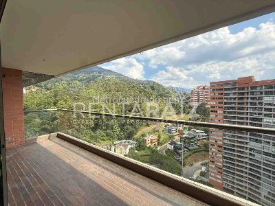 Apartamento de 3 alcobas en venta en El Poblado, Medellín, 274 m² · foto 10 de 20