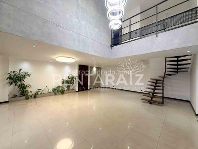 Apartamento de 3 alcobas en venta en El Poblado, Medellín, 274 m² · foto 19 de 20