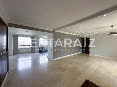Apartamento de 3 alcobas en venta en El Tesoro, Medellín, 195 m² · foto 6 de 20