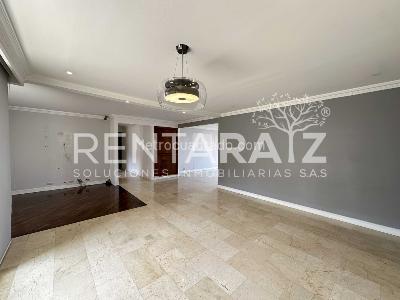 Apartamento de 3 alcobas en venta en El Tesoro, Medellín, 195 m² · foto 8 de 20
