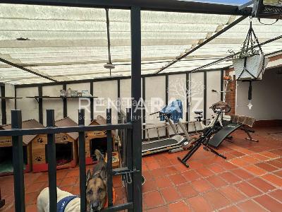 Casa de 4 alcobas en venta en El Poblado, Medellín, 261 m² · foto 4 de 20