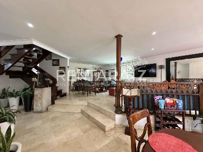 Casa de 4 alcobas en venta en El Poblado, Medellín, 261 m² · foto 17 de 20