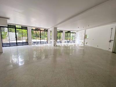Local Comercial en Arriendo, Milla De Oro, Medellín