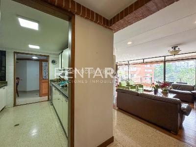 Apartamento de 3 alcobas en venta en Los Balsos, Medellín, 176 m² · foto 4 de 20