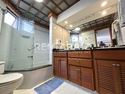Apartamento de 3 alcobas en venta en Los Balsos, Medellín, 176 m² · foto 15 de 20