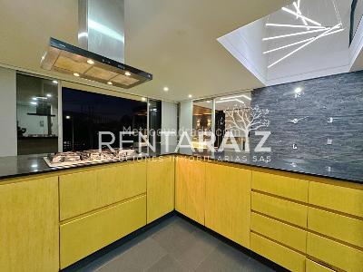 Casa de 4 alcobas en venta en La Calleja, Envigado, 350 m² · foto 3 de 12