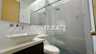 Casa de 4 alcobas en venta en La Calleja, Envigado, 350 m² · foto 10 de 12