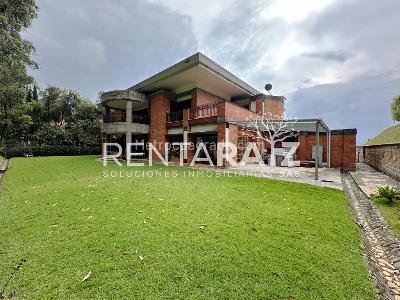 Casa de 5 alcobas en venta en La Calera, Medellín, 800 m² · foto 3 de 20