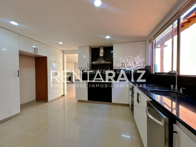 Exclusive 3BR House in La Calera - 6