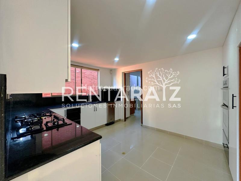 Exclusive 3BR House in La Calera - 8
