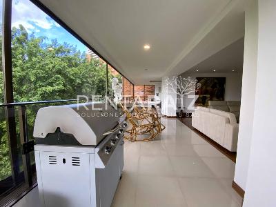 Apartamento de 4 alcobas en venta en El Poblado, Medellín, 450 m² · foto 3 de 20