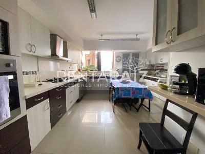 Apartamento de 4 alcobas en venta en El Poblado, Medellín, 450 m² · foto 8 de 20