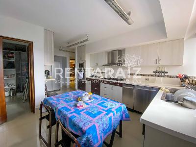 Apartamento de 4 alcobas en venta en El Poblado, Medellín, 450 m² · foto 9 de 20