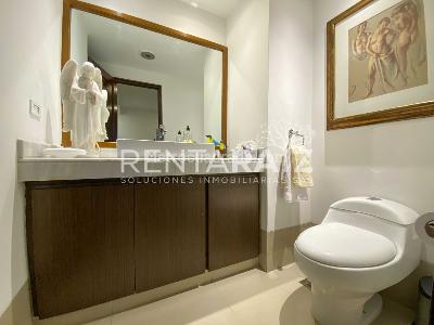 Apartamento de 4 alcobas en venta en El Poblado, Medellín, 450 m² · foto 12 de 20