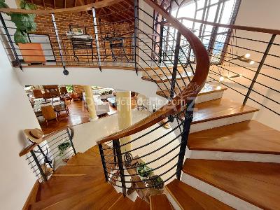 Casa de 4 alcobas en venta en Asdesillas, Sabaneta, 358 m² · foto 3 de 20