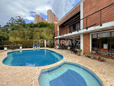 Casa de 4 alcobas en venta en Asdesillas, Sabaneta, 358 m² · foto 8 de 20