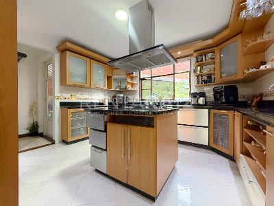 Casa de 4 alcobas en venta en Asdesillas, Sabaneta, 358 m² · foto 11 de 20