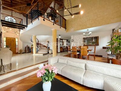 Casa de 4 alcobas en venta en Asdesillas, Sabaneta, 358 m² · foto 17 de 20