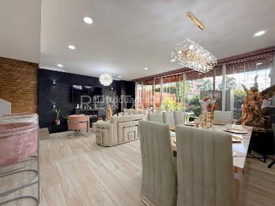 Casa de 4 alcobas en venta en San Lucas, Medellín, 202 m² · foto 3 de 20