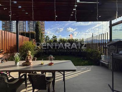 Casa de 4 alcobas en venta en San Lucas, Medellín, 202 m² · foto 6 de 20