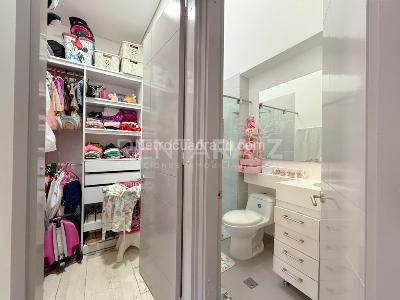 Casa de 4 alcobas en venta en San Lucas, Medellín, 202 m² · foto 13 de 20