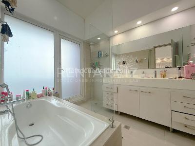 Casa de 4 alcobas en venta en San Lucas, Medellín, 202 m² · foto 17 de 20