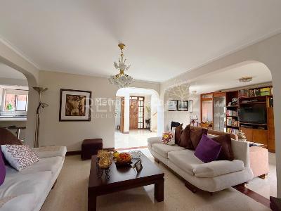 Casa de 4 alcobas en venta en El Tesoro, Medellín, 302 m² · foto 13 de 20