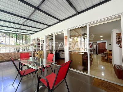 Apartamento de 2 alcobas en venta en El Campestre, Medellín, 128 m² · foto 3 de 20