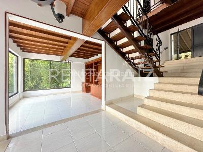Casa de 4 alcobas en venta en Loma Del Chocho, Envigado, 354 m² · foto 8 de 20