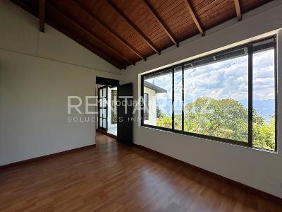 Casa de 4 alcobas en venta en Loma Del Chocho, Envigado, 354 m² · foto 14 de 20