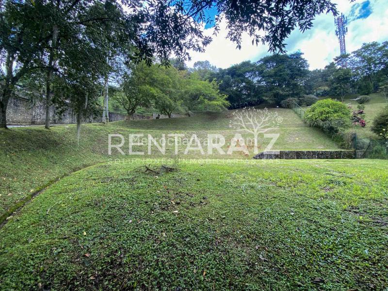 Lote en Venta, El Chingui, Envigado - Más