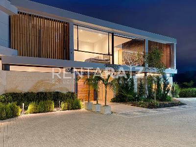 Casa de 5 alcobas en venta en Las Palmas, Medellín, 687 m² · foto 2 de 20