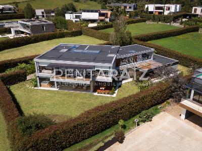 Casa de 5 alcobas en venta en Las Palmas, Medellín, 687 m² · foto 4 de 20