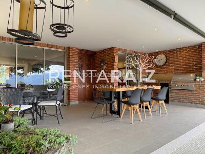 Casa de 4 alcobas en venta en El Poblado, Medellín, 339 m² · foto 8 de 20