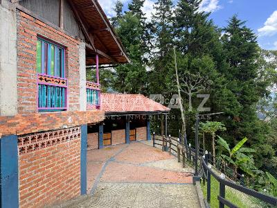 Casa de 4 alcobas en arriendo en Caldas, Medellín, 600 m² · foto 19 de 20