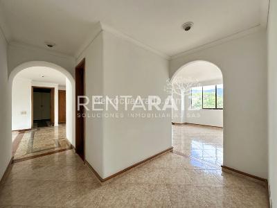 Apartamento de 3 alcobas en venta en El Poblado, Medellín, 220 m² · foto 9 de 20