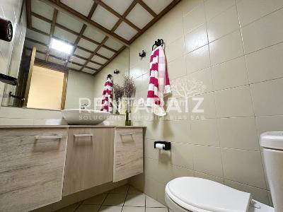 Apartamento de 3 alcobas en venta en El Poblado, Medellín, 220 m² · foto 10 de 20