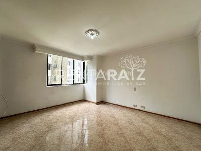 Apartamento de 3 alcobas en venta en El Poblado, Medellín, 220 m² · foto 11 de 20