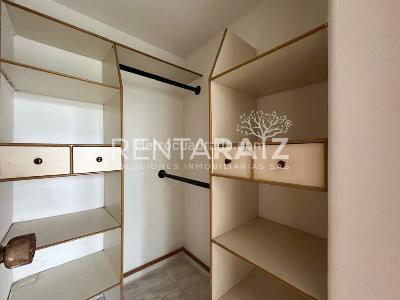 Apartamento de 3 alcobas en venta en El Poblado, Medellín, 220 m² · foto 17 de 20