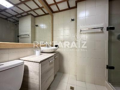 Apartamento de 3 alcobas en venta en El Poblado, Medellín, 220 m² · foto 18 de 20