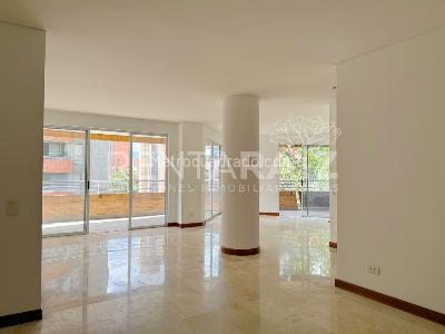 Apartamento de 3 alcobas en venta en Laureles, Medellín, 160 m² · foto 9 de 20